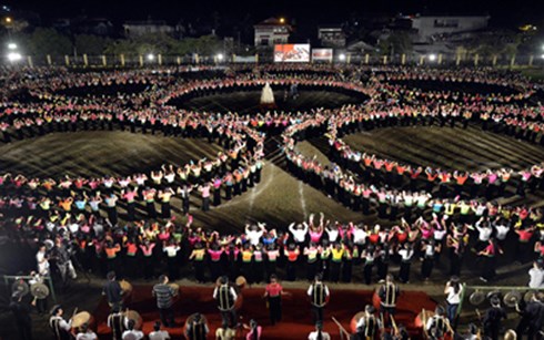 การฟ้อนXòeได้รับการรับรองเป็นมรดกวัฒนธรรมนามธรรมของชาติ